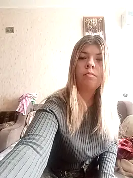 EvaTallor online show from April 2, 8:34 am