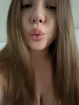 bonnie boobies online show from July 9, 7:00 am