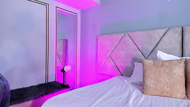 KaattyDoll online show from February 20, 8:09 pm