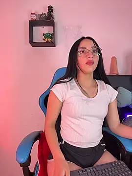  Mia kiss  online show from April 5, 10:42 pm