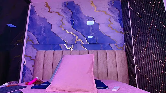 vale rioss online show from April 15, 7:58 pm