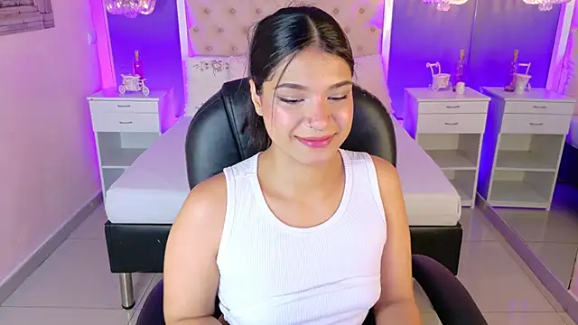 Hana Stone online show from March 5, 2:46 pm