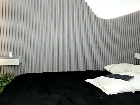 Rose blonde   online show from May 28, 4:21 am