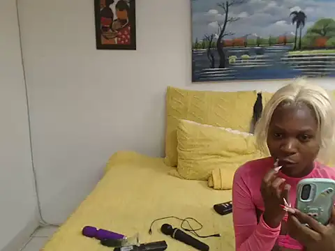 MissRedHotRaven online show from February 10, 11:41 pm