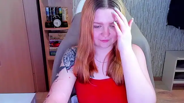 AnitaXVine online show from February 19, 6:51 pm