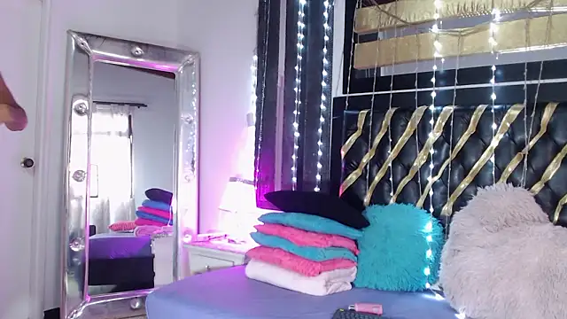 mailyn gold online show from March 18, 12:54 pm