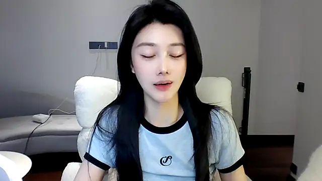 MedeLineayr online show from April 19, 6:10 pm