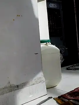 Sexy-Sandhya  online show from April 29, 7:30 pm