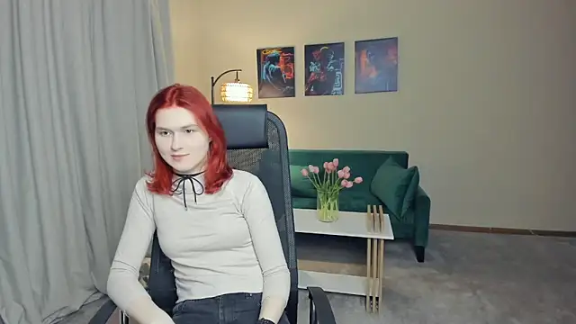 Snapshot of LinaMalech chatting on February 14, 2:19 pm LinaMalech online show from February 14, 2:19 pm