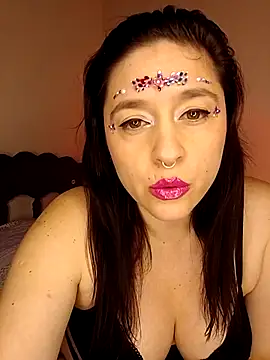 goddessmia52 online show from June 15, 5:18 am