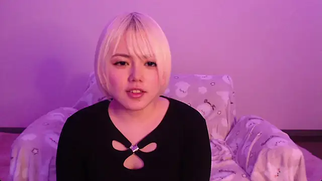 uru luv000 online show from March 3, 7:47 am