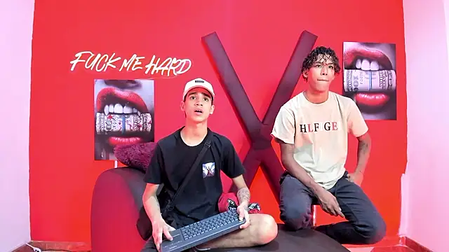 GREEN BOYS online show from February 15, 7:22 am