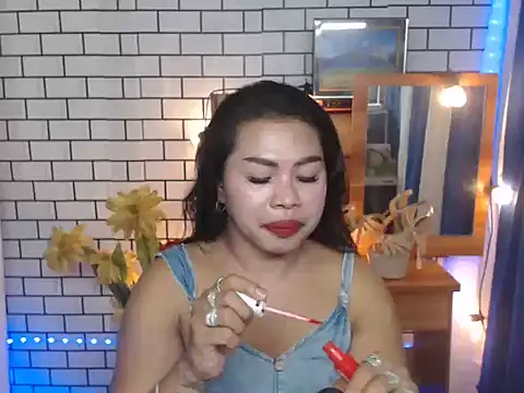 LovelyJessaXX online show from June 24, 11:53 am