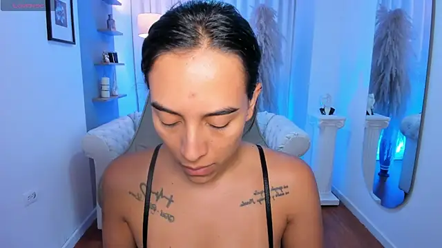 saori katsumi  online show from April 18, 11:13 am