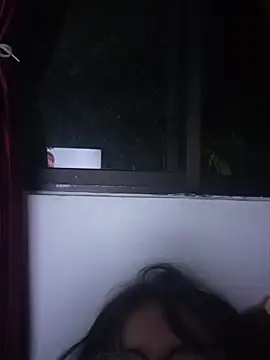 daphneev online show from May 28, 1:58 am
