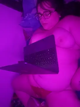 daphneev online show from May 19, 3:13 am