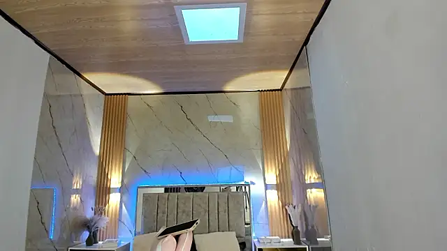 your whore Salome online show from March 23, 6:58 pm