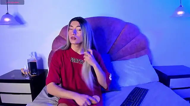 brihanna-young online show from March 2, 12:23 pm