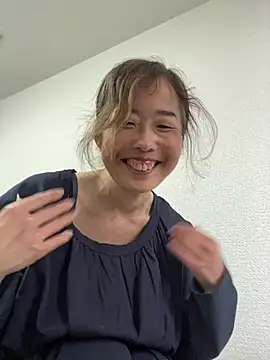 hanaworld online show from May 5, 10:24 pm