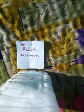 Locky kamani online show from March 3, 8:26 pm