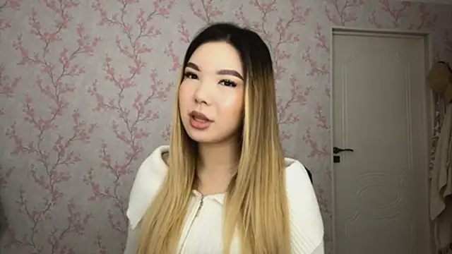 Elina Mottel online show from February 20, 8:27 am