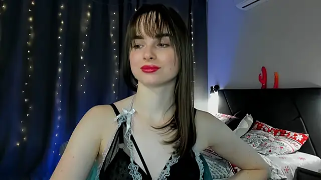 megann fox2 online show from February 24, 3:21 pm