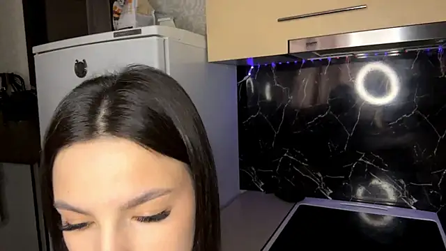 Kosandra k online show from April 21, 8:21 am