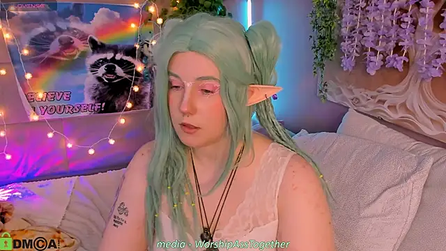 candy yeah online show from April 10, 6:30 am