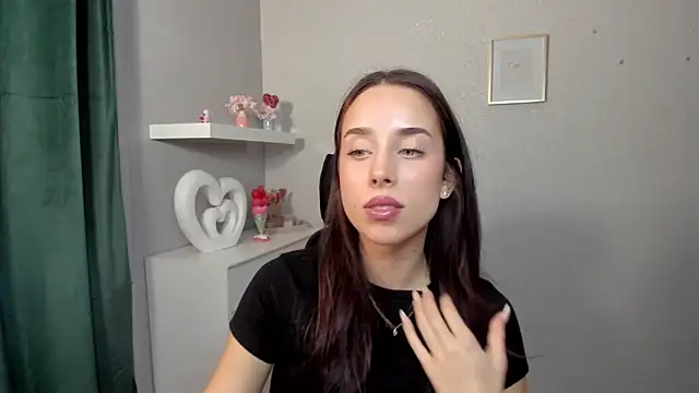 AdeleSolo online show from April 20, 5:43 am