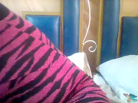 zee66658 online show from June 3, 1:23 pm