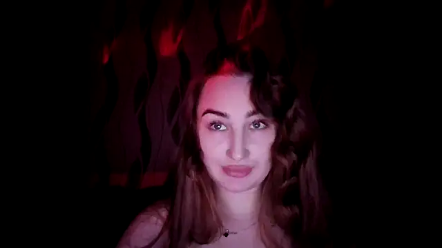 Elaine Bell online show from March 6, 6:14 pm