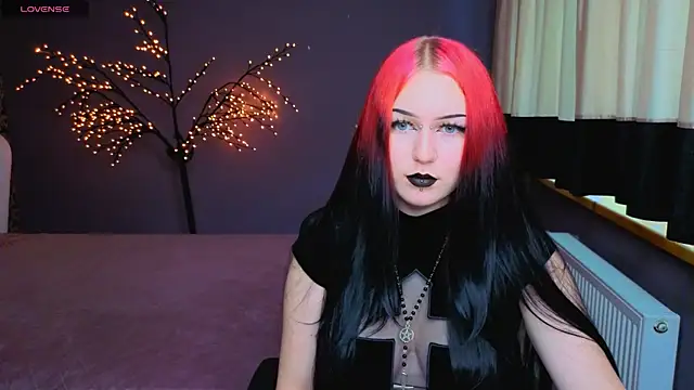 ElizabethVamp online show from July 16, 11:37 am