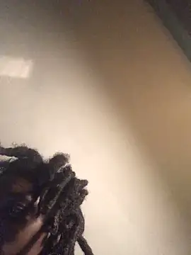 Keishiecakes online show from April 18, 7:22 am