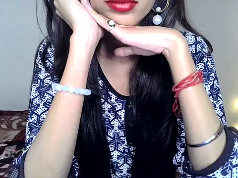 SIKSHA SINGH online show from April 16, 11:51 pm