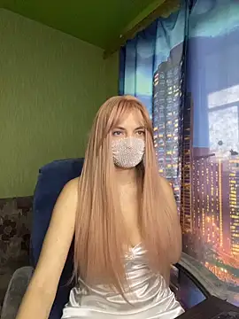 SophieBlackwood online show from April 2, 2:03 pm