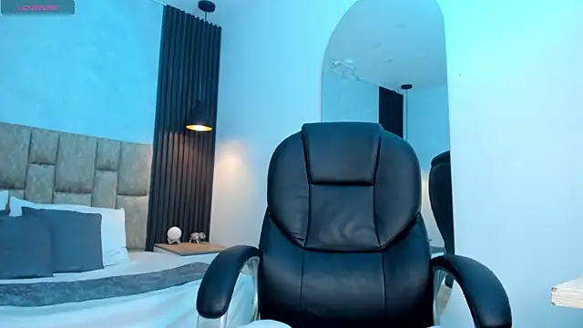 jasmin adams online show from May 23, 12:14 pm