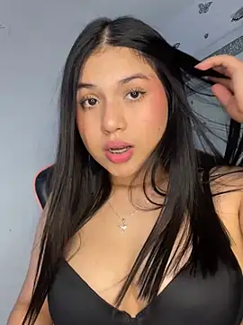 scarleth marquezz online show from May 15, 1:00 am