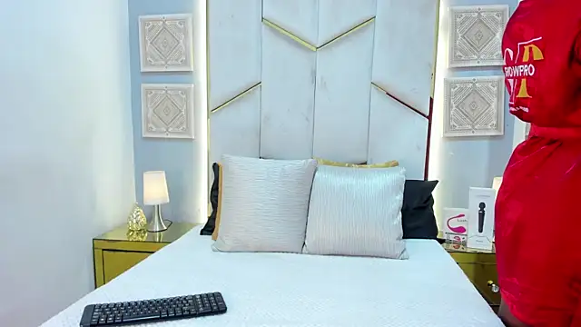 KarinaaCoxx online show from March 30, 1:00 pm