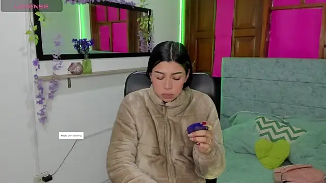 Aysha winxs online show from April 1, 3:40 am