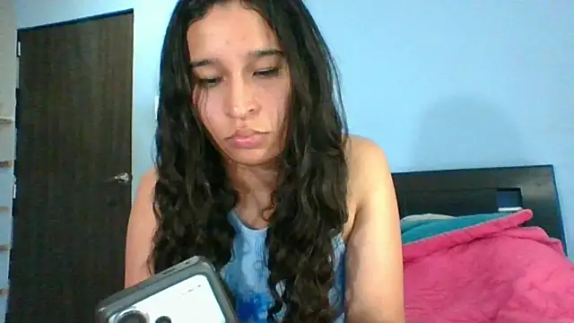 scarlettscottx  online show from June 12, 2:41 am