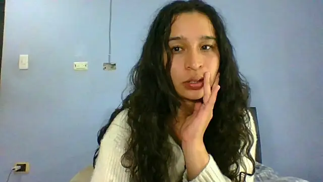 scarlettscottx  online show from July 8, 4:03 am