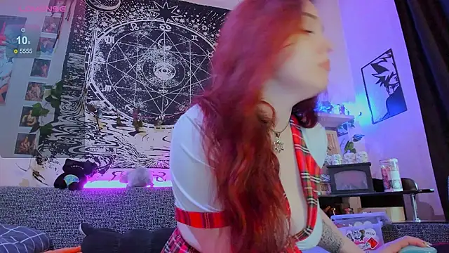 FearlessDivaX online show from April 3, 2:31 am