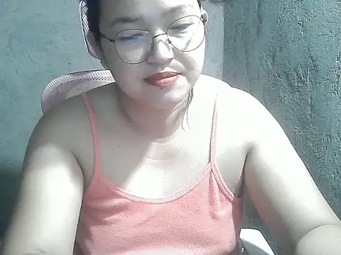 wildchinita00 online show from June 26, 8:54 pm