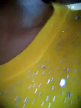 Vycute9900 online show from March 2, 7:37 am