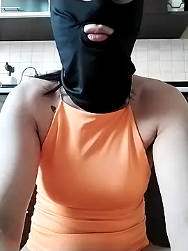 Honeybby1 online show from March 3, 7:47 am