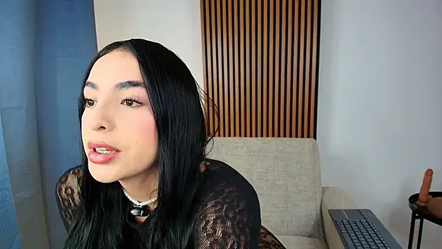Alia Sweet  online show from July 29, 2:33 am