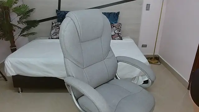 Anne blake online show from March 30, 12:16 pm