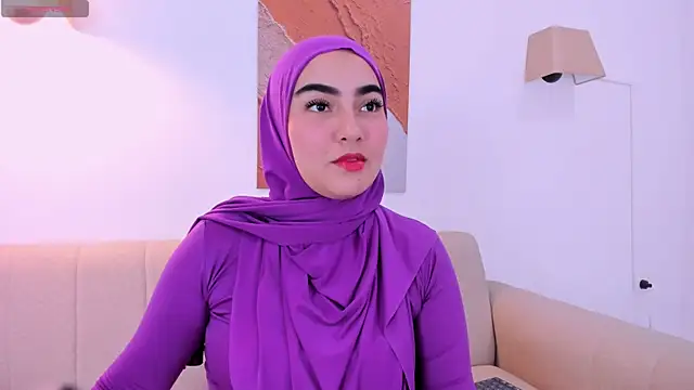 Malika Noor online show from July 11, 3:45 pm