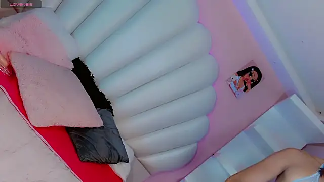 Daniiela Ember online show from March 10, 5:00 am