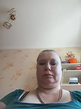 KiraStanton online show from June 8, 10:05 am